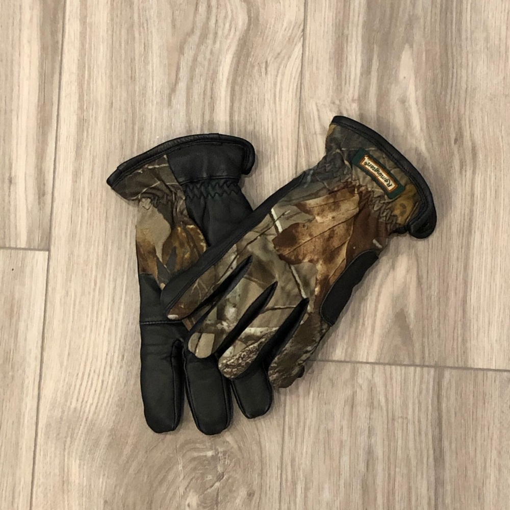 Camouflage/Black leather Thermolite gloves